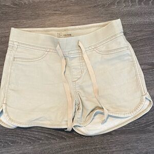No boundaries tan shorts